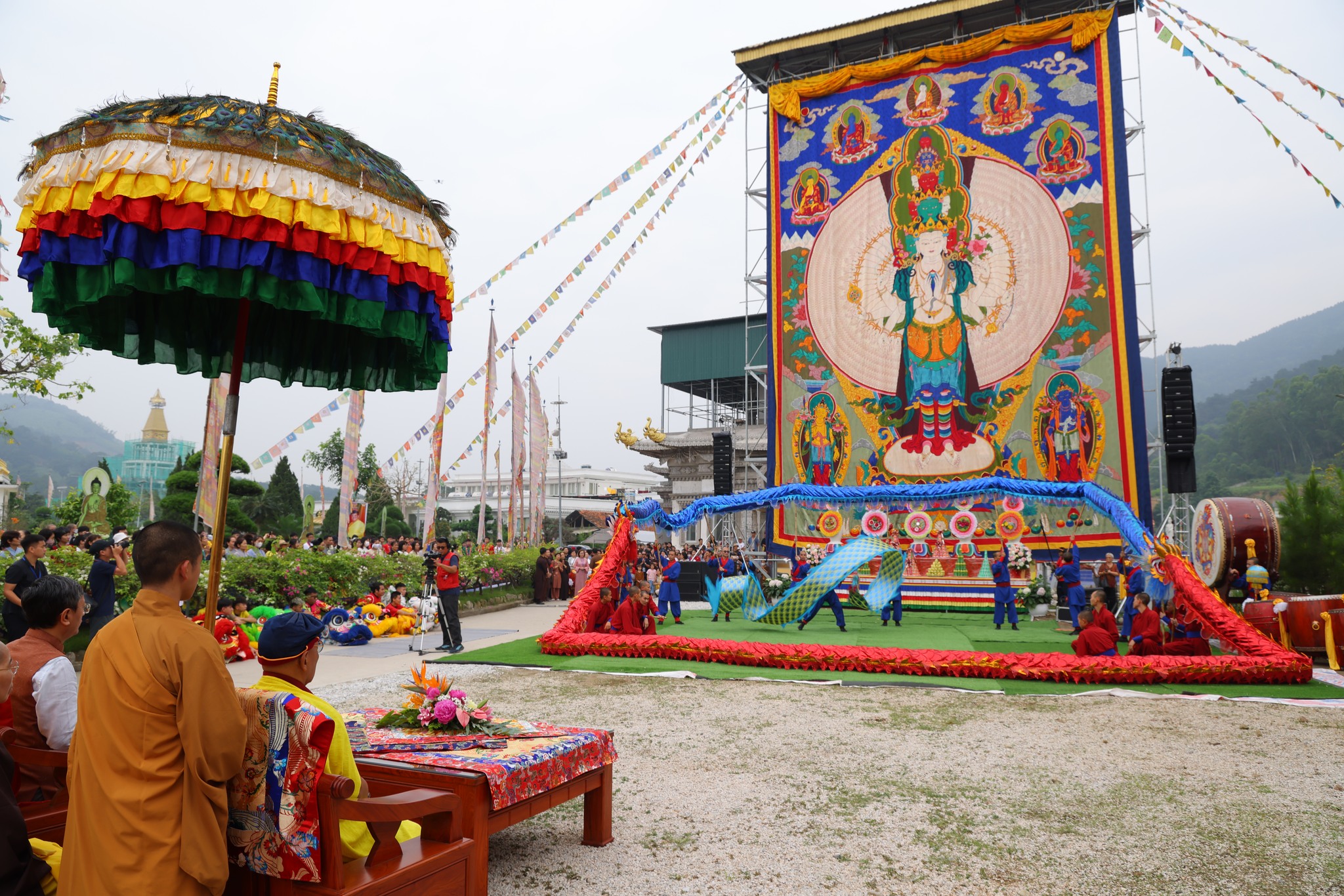 Khai mở Tranh gấm Thongdrol